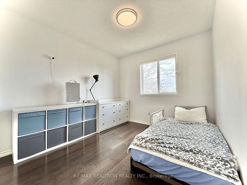 Photo 17 at 7 Abitibi Street, Westbrook, Richmond Hill