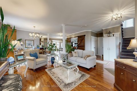 Photo 4 at 32 Stephanie Lane, Painswick South, Barrie