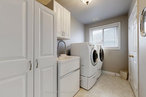 Photo 34 at 32 Stephanie Lane, Painswick South, Barrie