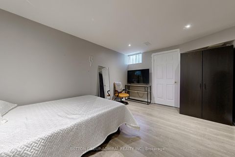 Photo 40 at 32 Stephanie Lane, Painswick South, Barrie