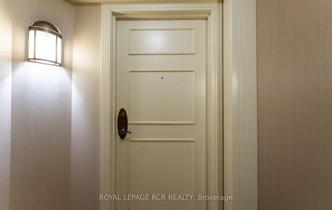 Photo 3 at 206A - 710 Humberwood Boulevard, Clairville, Toronto