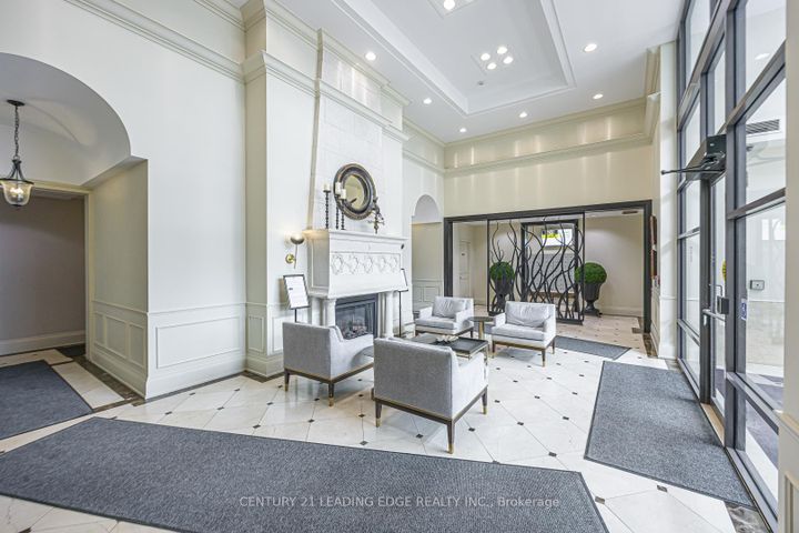 Photo 9 at 604 - 330 RED MAPLE Road, Langstaff, Richmond Hill