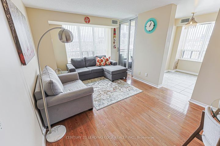 Photo 20 at 604 - 330 RED MAPLE Road, Langstaff, Richmond Hill