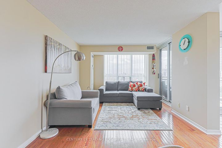 Photo 21 at 604 - 330 RED MAPLE Road, Langstaff, Richmond Hill