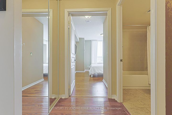 Photo 23 at 604 - 330 RED MAPLE Road, Langstaff, Richmond Hill