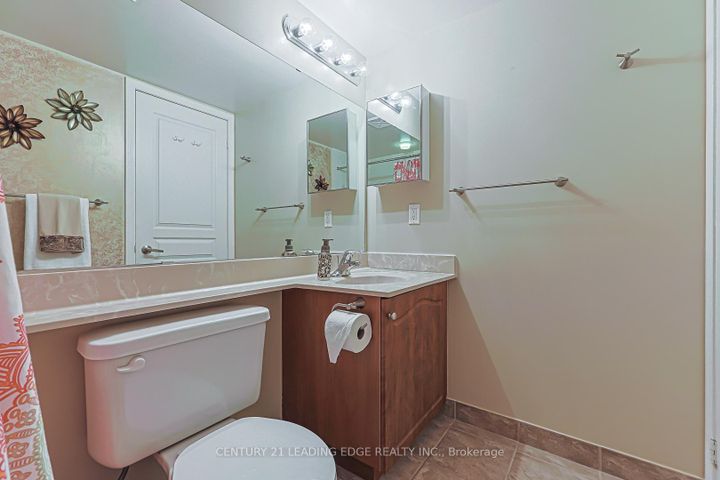 Photo 24 at 604 - 330 RED MAPLE Road, Langstaff, Richmond Hill