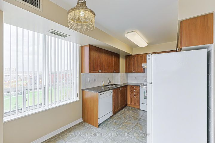 Photo 28 at 604 - 330 RED MAPLE Road, Langstaff, Richmond Hill