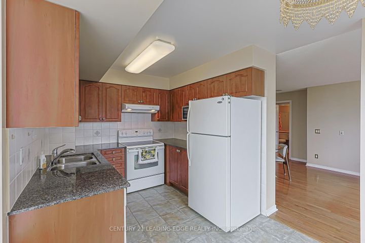 Photo 29 at 604 - 330 RED MAPLE Road, Langstaff, Richmond Hill