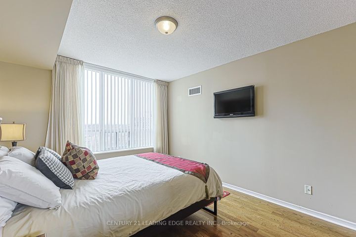 Photo 42 at 604 - 330 RED MAPLE Road, Langstaff, Richmond Hill