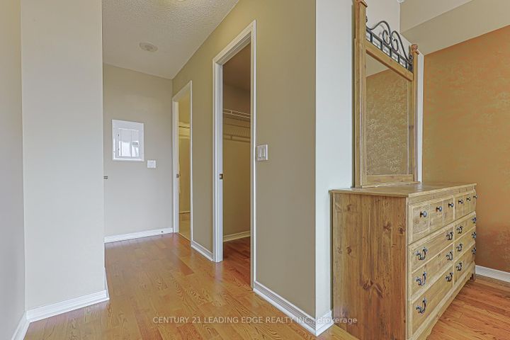 Photo 43 at 604 - 330 RED MAPLE Road, Langstaff, Richmond Hill
