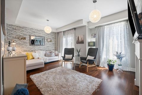 Photo 6 at 873 New Westminster Drive, Beverley Glen, Vaughan