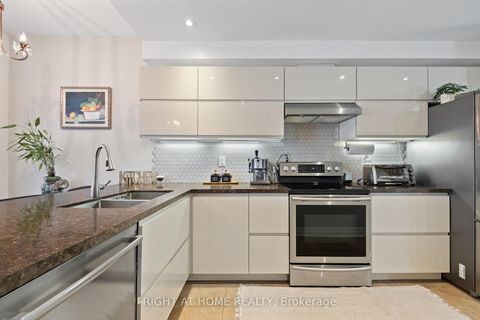 Photo 13 at 873 New Westminster Drive, Beverley Glen, Vaughan