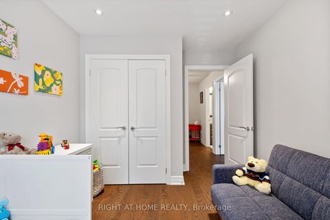 Photo 32 at 873 New Westminster Drive, Beverley Glen, Vaughan