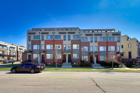 Photo 1 at 9 Thomas Mulholland Drive, CFB, Toronto