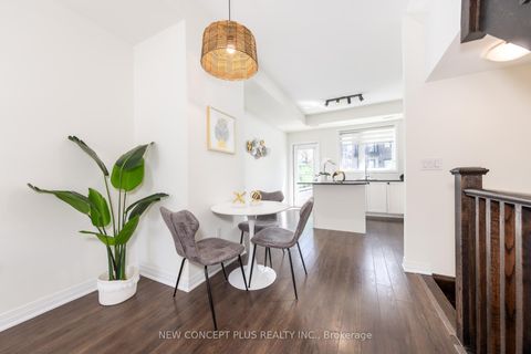 Photo 7 at 9 Thomas Mulholland Drive, CFB, Toronto