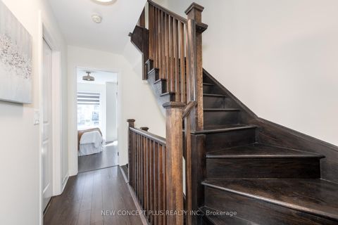 Photo 18 at 9 Thomas Mulholland Drive, CFB, Toronto