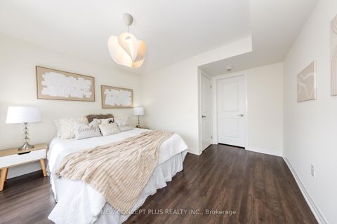 Photo 22 at 9 Thomas Mulholland Drive, CFB, Toronto