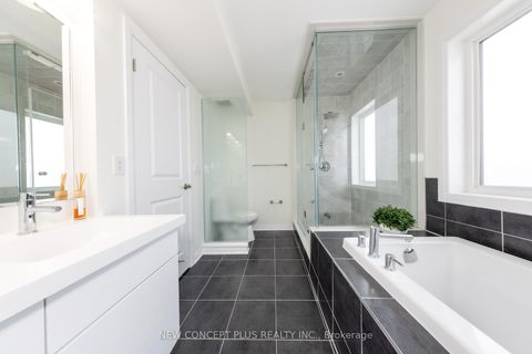 Photo 25 at 9 Thomas Mulholland Drive, CFB, Toronto