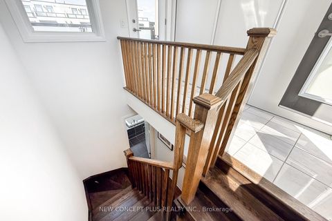 Photo 29 at 9 Thomas Mulholland Drive, CFB, Toronto