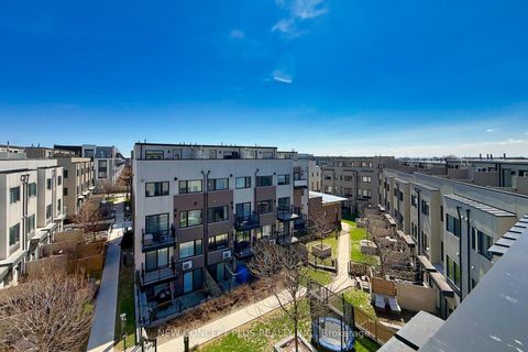 Photo 33 at 9 Thomas Mulholland Drive, CFB, Toronto