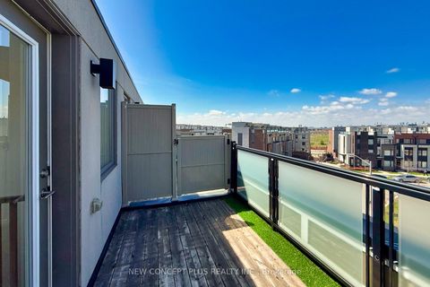 Photo 36 at 9 Thomas Mulholland Drive, CFB, Toronto