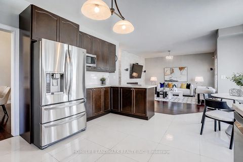 Photo 12 at 42 Hogaboom Avenue, Bayview Northeast, Aurora