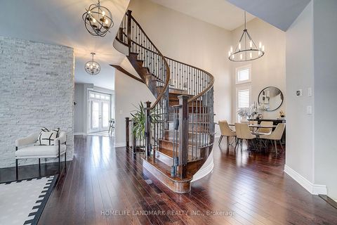 Photo 15 at 42 Hogaboom Avenue, Bayview Northeast, Aurora