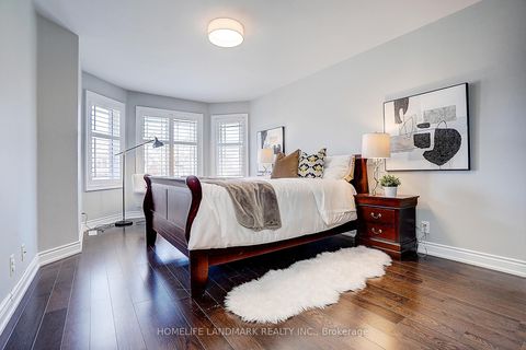 Photo 23 at 42 Hogaboom Avenue, Bayview Northeast, Aurora