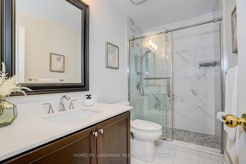 Photo 29 at 42 Hogaboom Avenue, Bayview Northeast, Aurora