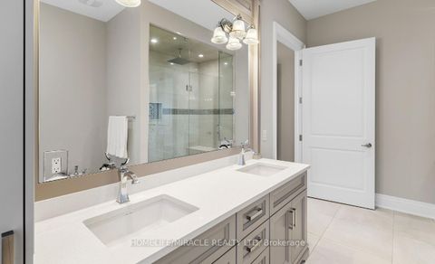 Photo 15 at 320 TORREY PINES Road, Kleinburg, Vaughan