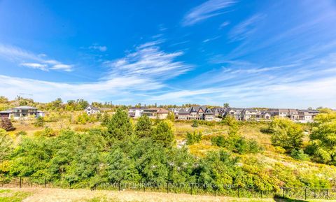 Photo 16 at 320 TORREY PINES Road, Kleinburg, Vaughan