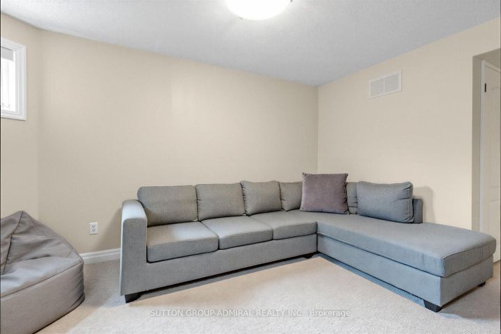 Photo 25 at 68 Redondo Drive, Beverley Glen, Vaughan