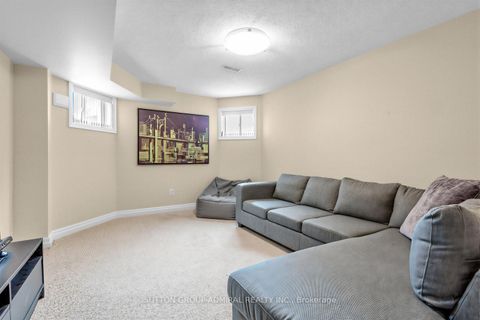 Photo 24 at 68 Redondo Drive, Beverley Glen, Vaughan