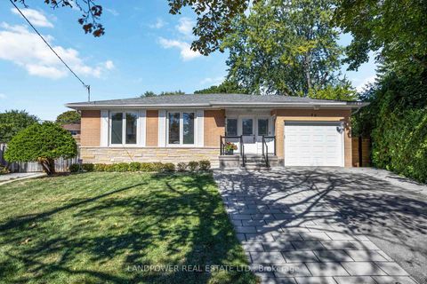 Photo 0 at 48 Marowyne Drive, Don Valley Village, Toronto