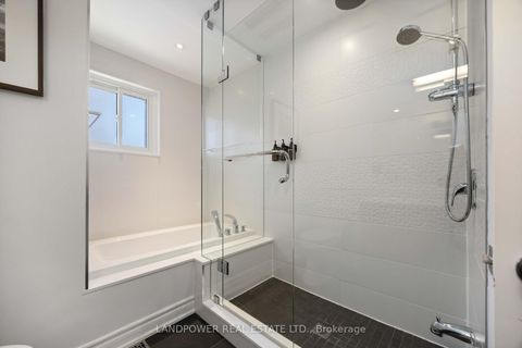 Photo 16 at 48 Marowyne Drive, Don Valley Village, Toronto