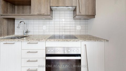Photo 14 at 3002 - 30 Nelson Street, Waterfront Communities C1, Toronto