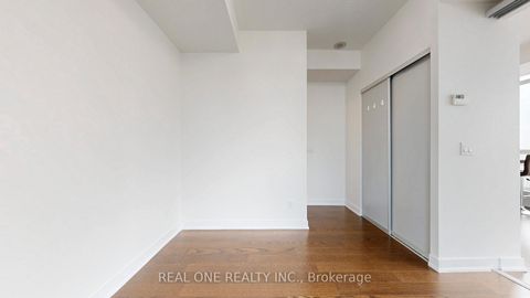 Photo 17 at 3002 - 30 Nelson Street, Waterfront Communities C1, Toronto