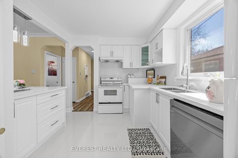 Photo 13 at 45 Kilgreggan Crescent, Bendale, Toronto
