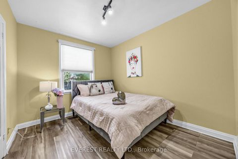 Photo 16 at 45 Kilgreggan Crescent, Bendale, Toronto
