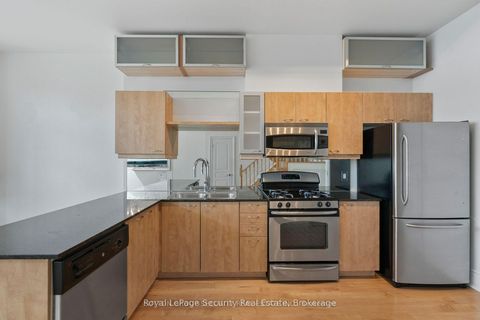 Photo 9 at 511 - 437 Roncesvalles Avenue, Roncesvalles, Toronto