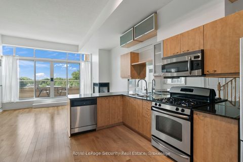 Photo 10 at 511 - 437 Roncesvalles Avenue, Roncesvalles, Toronto