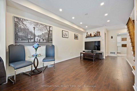 Photo 2 at 340 Flagstone Way, Woodland Hill, Newmarket