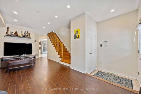 Photo 3 at 340 Flagstone Way, Woodland Hill, Newmarket