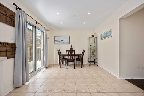 Photo 10 at 340 Flagstone Way, Woodland Hill, Newmarket