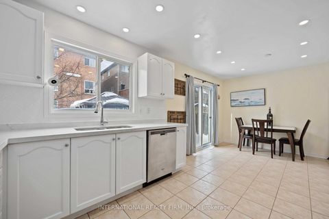 Photo 15 at 340 Flagstone Way, Woodland Hill, Newmarket