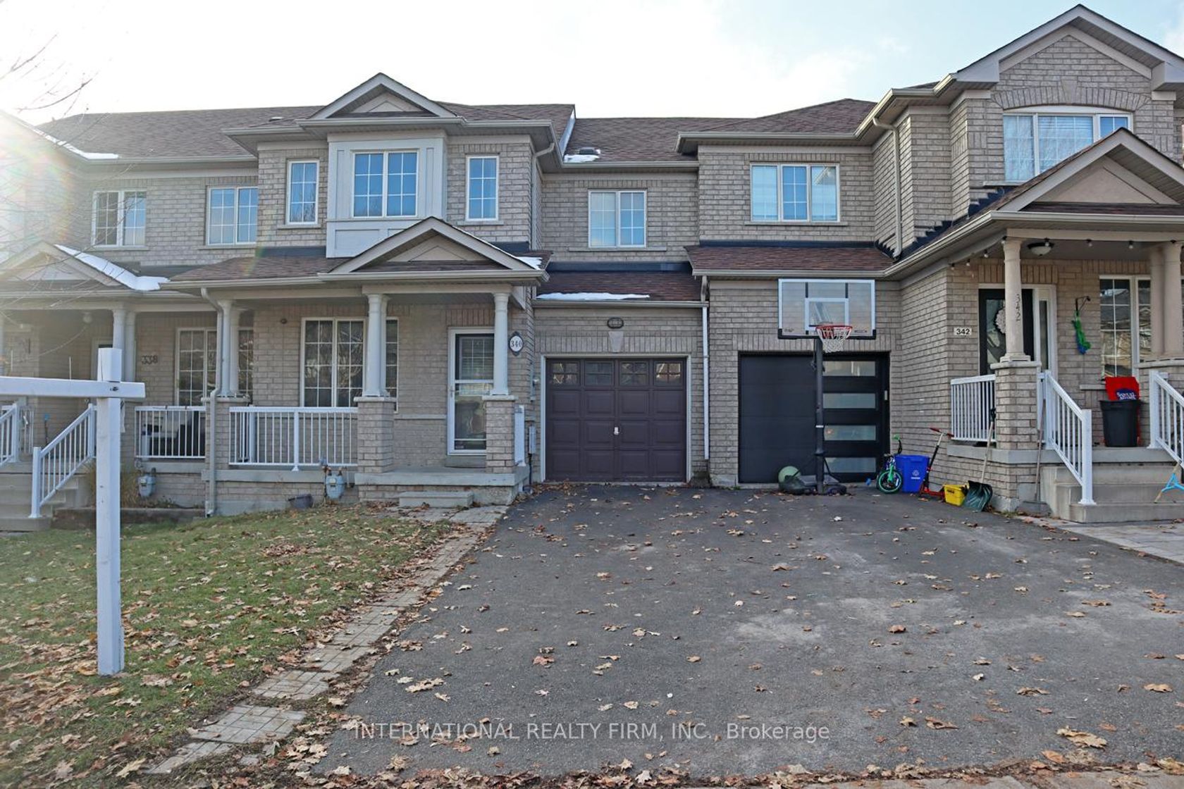 340 Flagstone Way, Woodland Hill, Newmarket photo 8