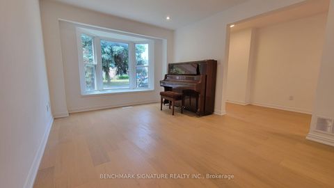 Photo 5 at 35 Wintermute Boulevard, Steeles, Toronto