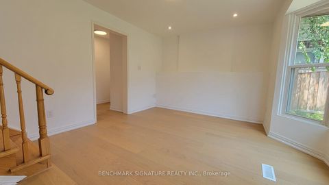 Photo 10 at 35 Wintermute Boulevard, Steeles, Toronto