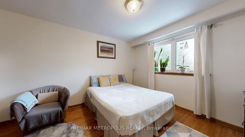 Photo 16 at 68 Paulvale Crescent, York University Heights, Toronto