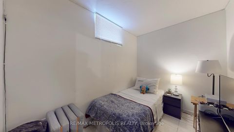 Photo 35 at 68 Paulvale Crescent, York University Heights, Toronto